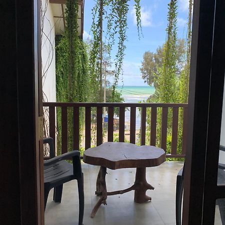 Ceylon Surf Guest And Restaurant Bed and Breakfast Weligama Eksteriør billede